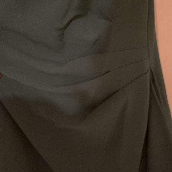 Eliza J long green dresss - Picture 4 of 7